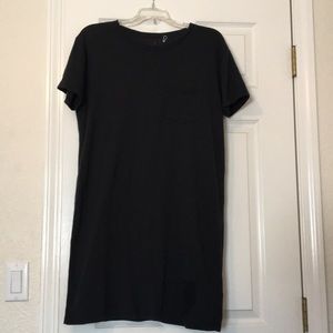 Everlane T shirt dress